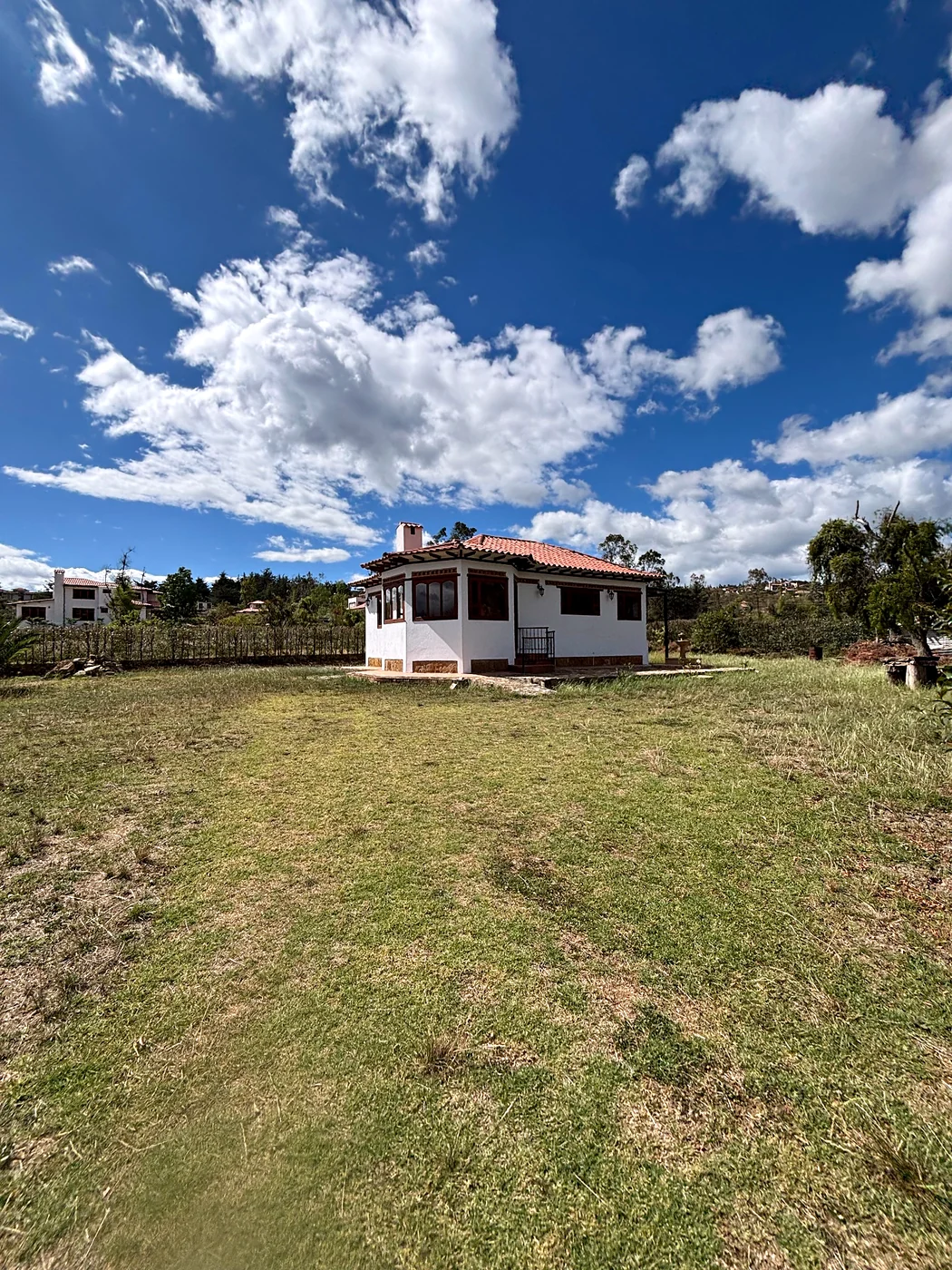 Casa en arriendo - Vereda infiernito - Villa de Leyva - Casas en Villa de Leyva - casa rosada 